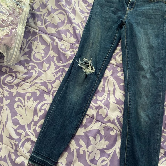 Skinny Jeans - Picture 4 of 5